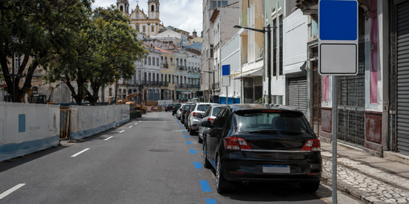 Vagas provisórias da Zona Azul na Cidade Baixa durante obras do VLT