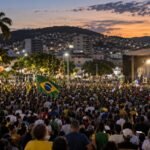 Grande ato político realizado à noite em Jequié, no sudoeste da Bahia