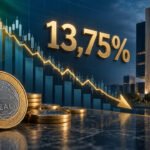 Gráfico de queda da taxa Selic para 13,75% ao ano diante do Banco Central