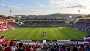 Estádio em Bragança Paulista preparado para o jogo entre Bragantino e Bahia