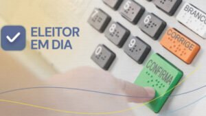 Arte oficial Eleitor em Dia do TSE com urna eletrônica