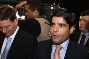 ACM Neto durante entrevista em fotografia de arquivo de 2011
