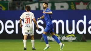 Jogadores de Palmeiras e Bahia na partida de 8 de outubro de 2026